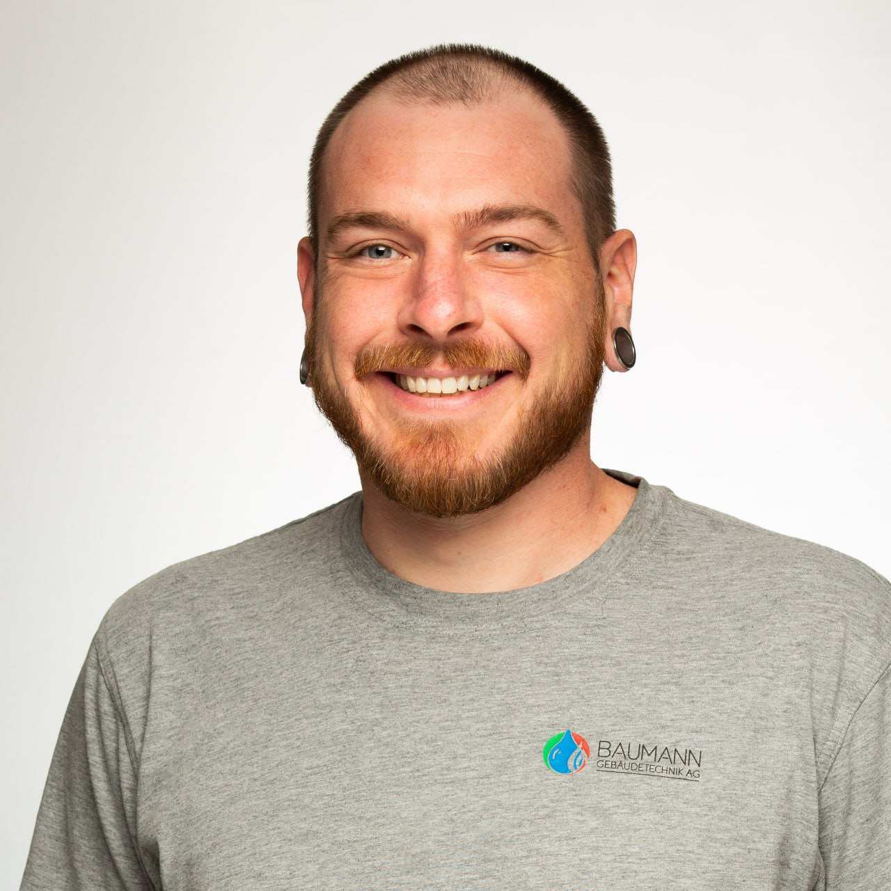 baumann-gebaeudetechnik-haustechnik-buerglen-thurgau-team-mitarbeiter-domenic-wellauer-jpg