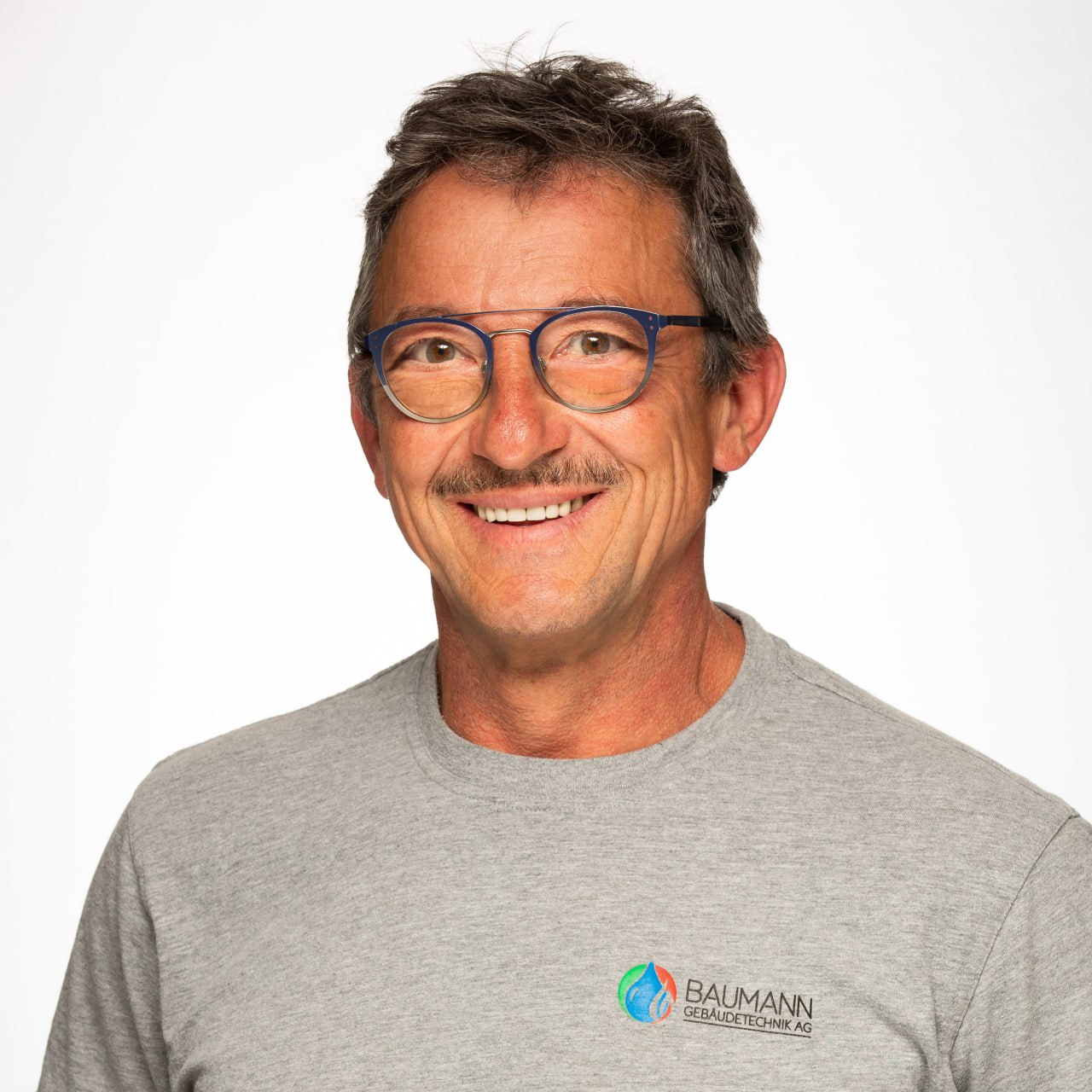 baumann-gebaeudetechnik-haustechnik-buerglen-thurgau-team-mitarbeiter-flavio-busana-jpg