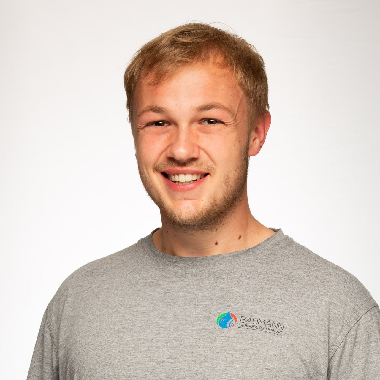 baumann-gebaeudetechnik-haustechnik-buerglen-thurgau-team-mitarbeiter-simon-kobler-jpg